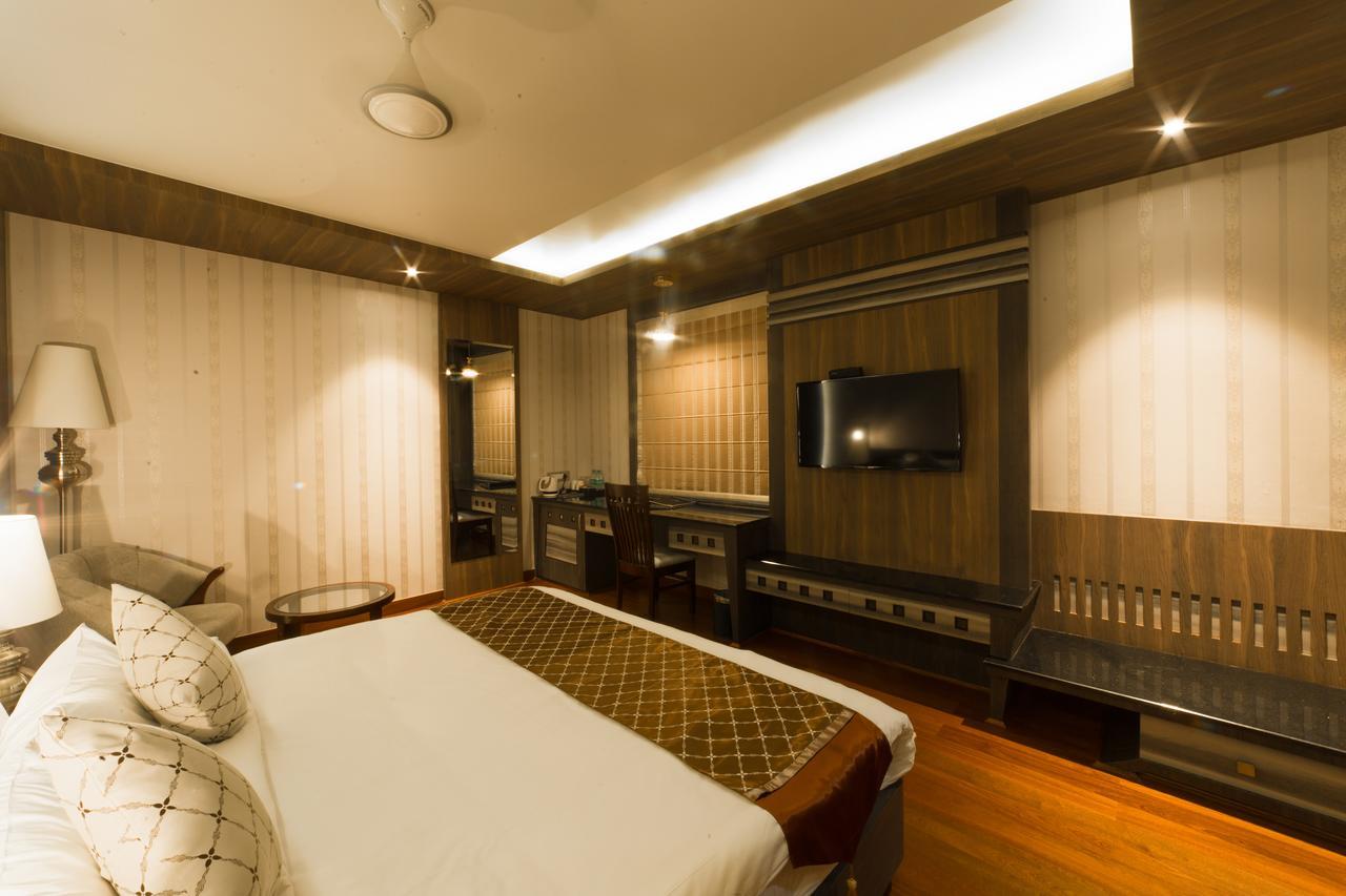 Hotel Costa Riviera 4*