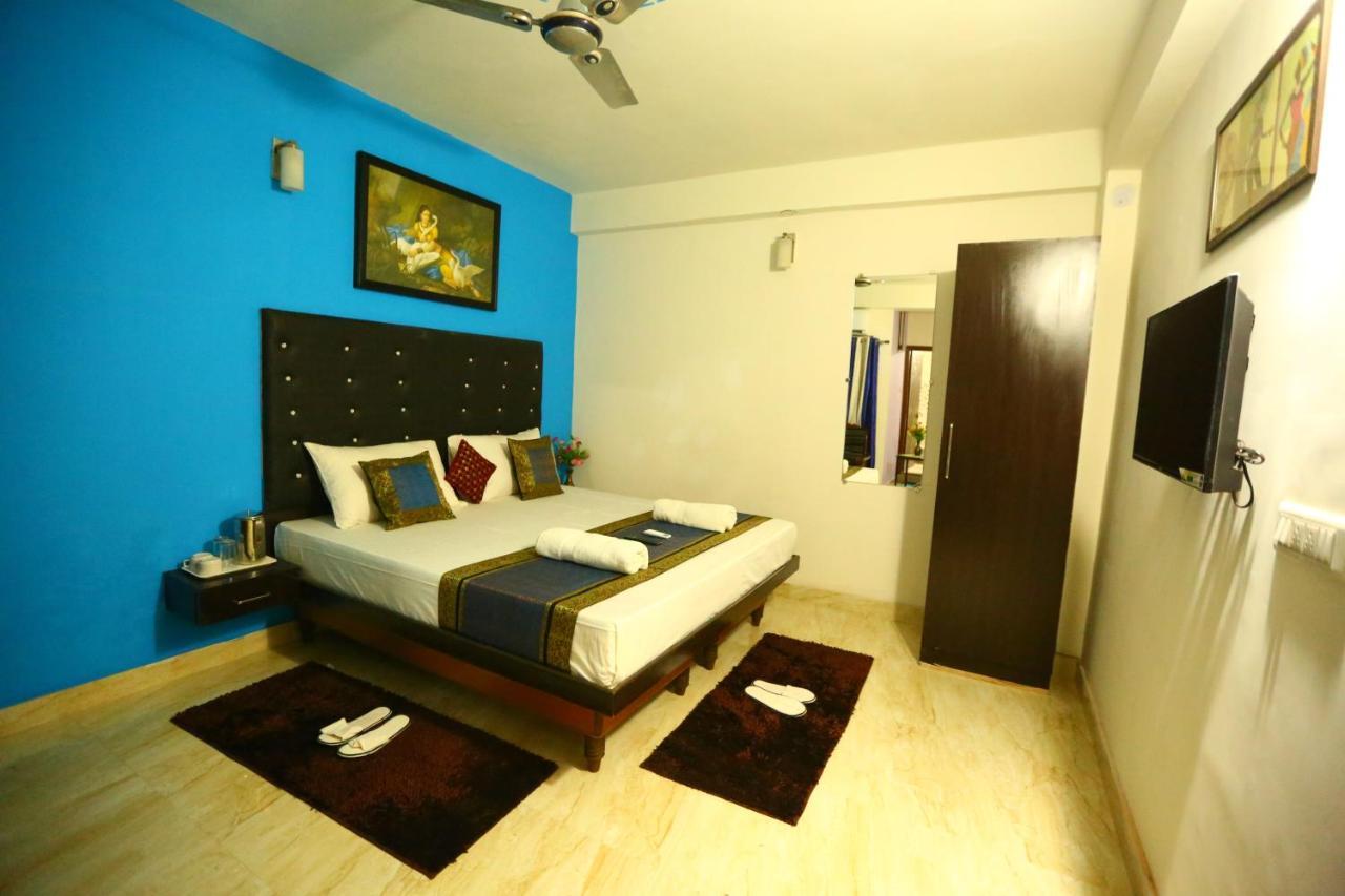 Yash Residency Hotel