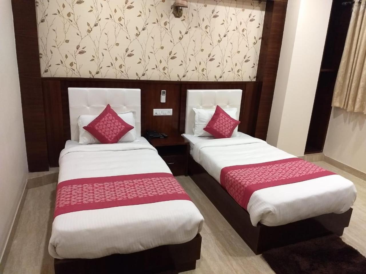 Rahil Palace * Varanasi