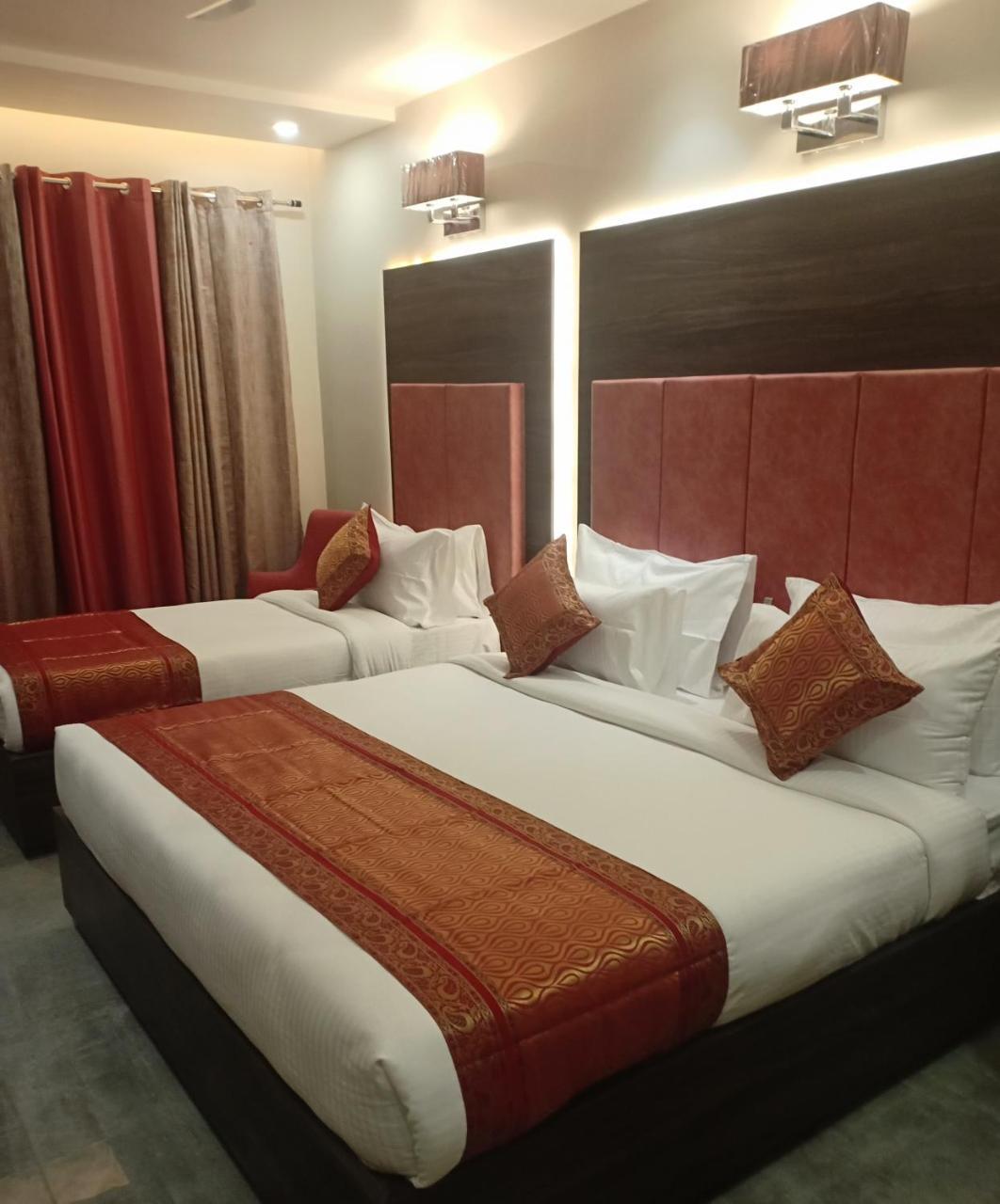 Abhinav International Hotel Varanasi