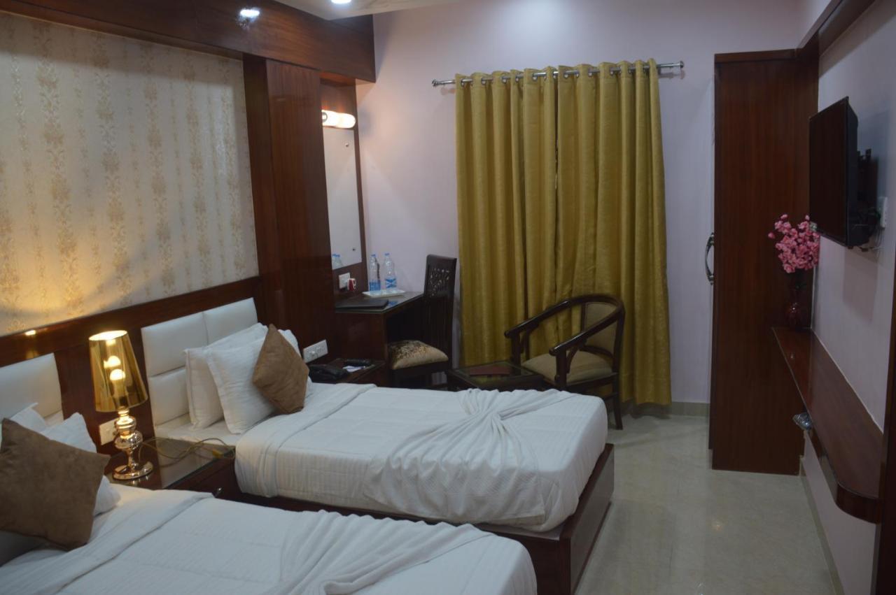 Midcity 3* Varanasi