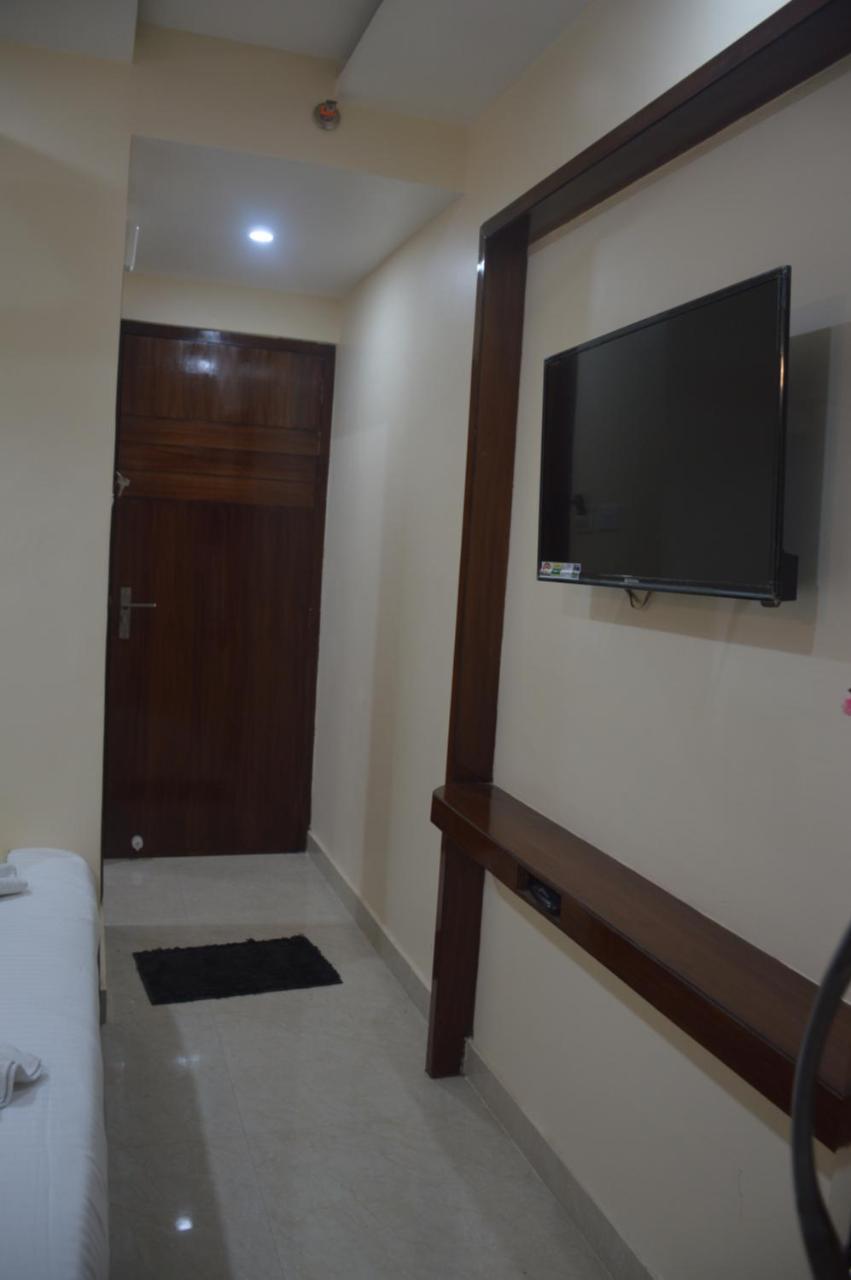Hotel Midcity 3*