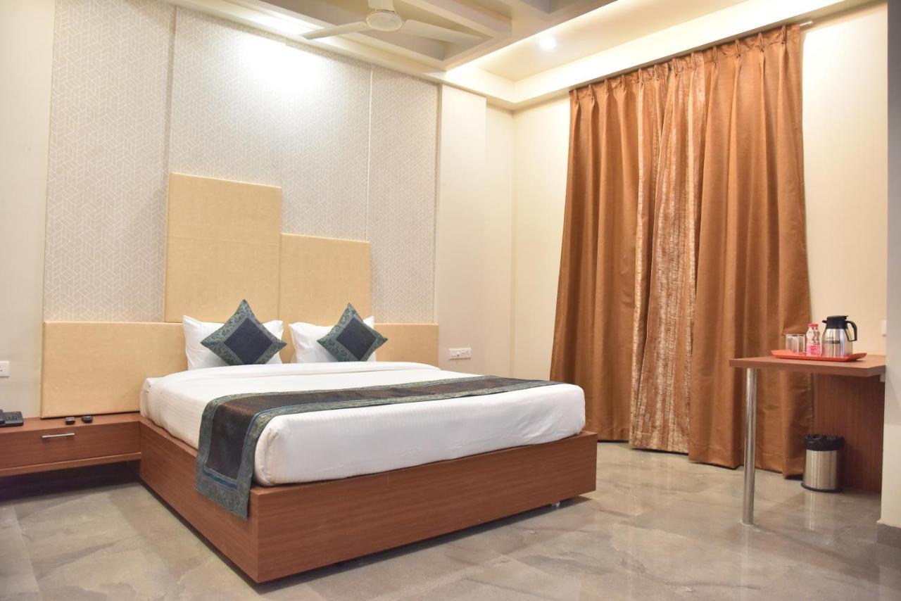 Rk Grand Hotel