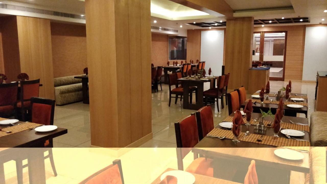 Hotel Hindusthan International,