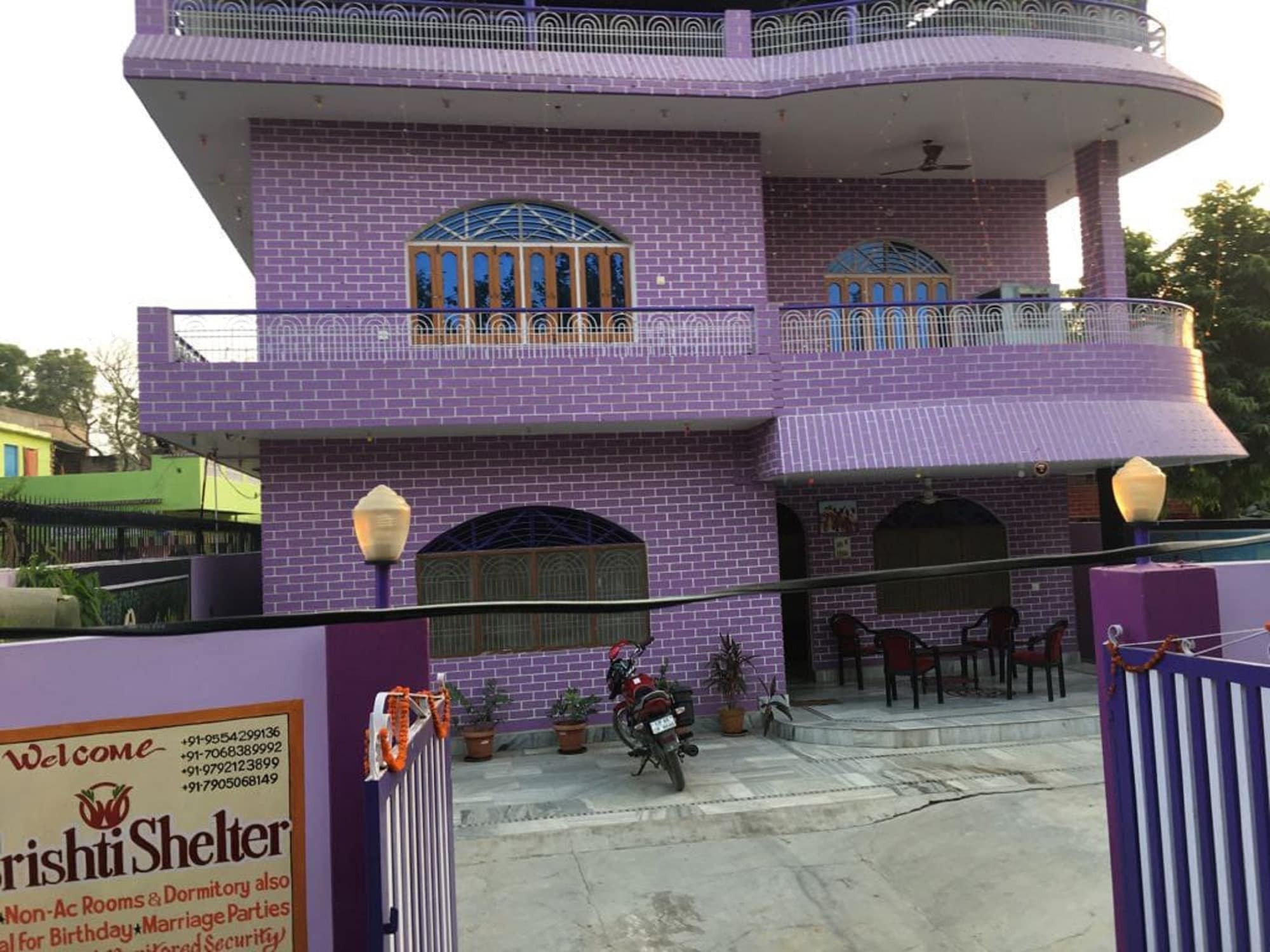 Srishti Shelter Guest house