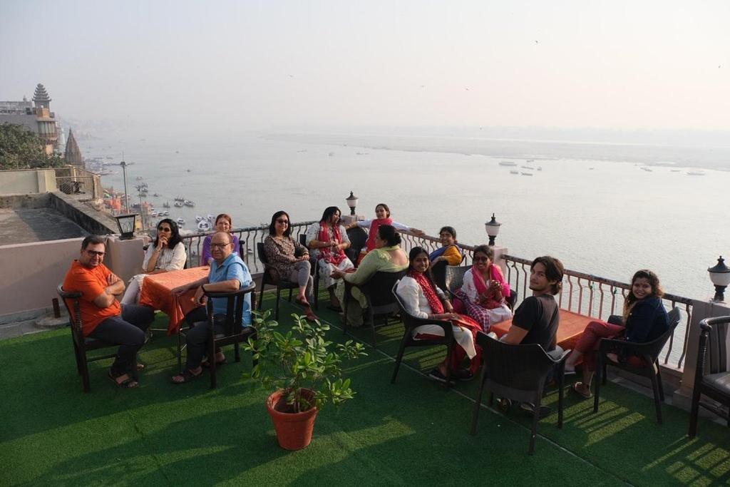 Hotel Sita Palace On Heritage Ghats Of Benaras 3*