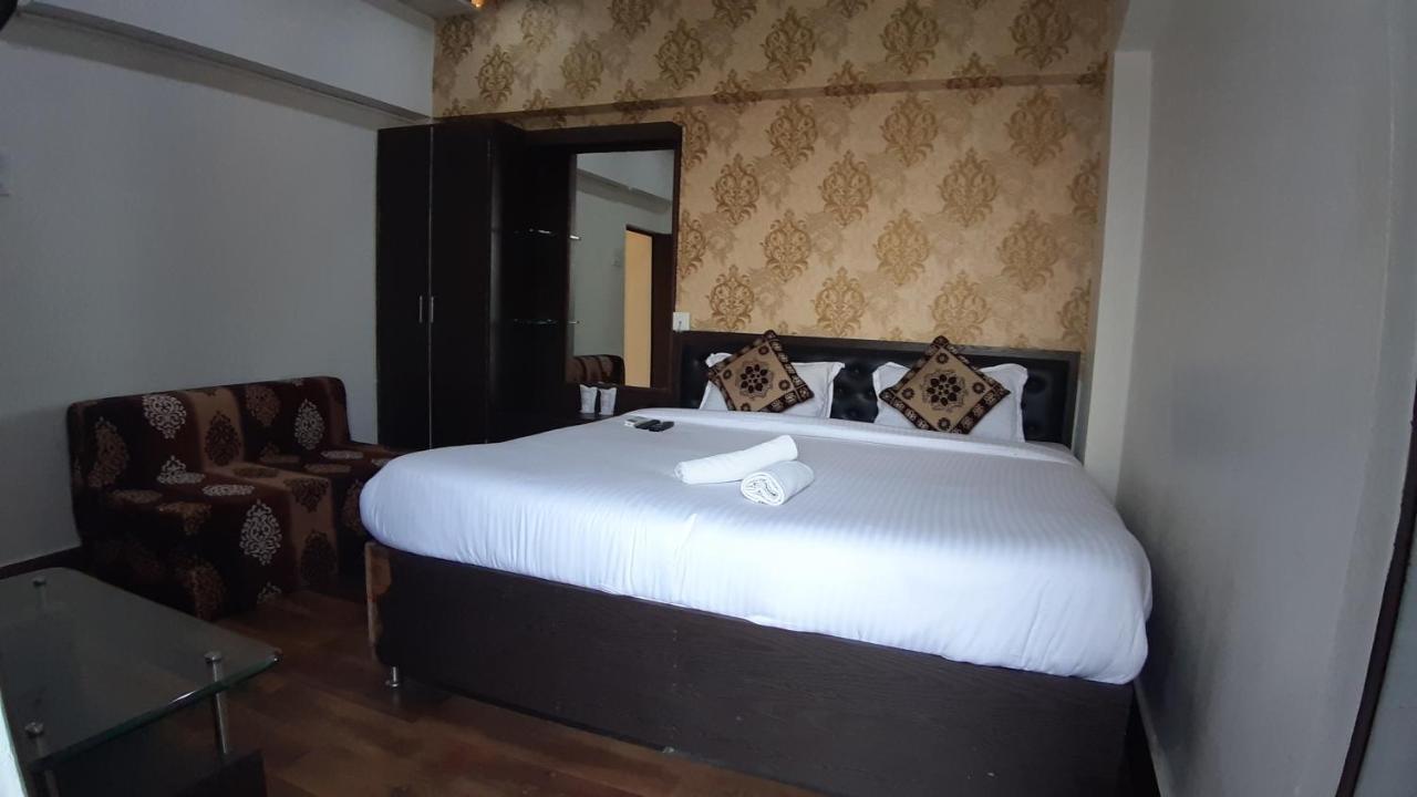 Hotel Sita Palace On Heritage Ghats Of Benaras 3*