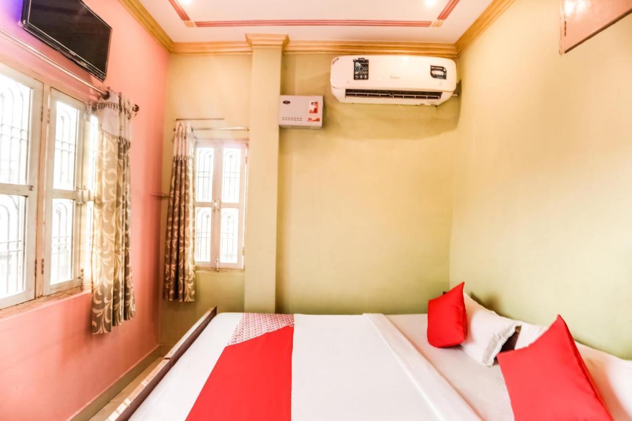 Spot On 45585 Aakash Ganga Hotel 3*